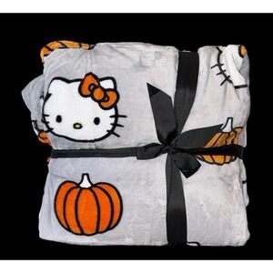 Hello Kitty Fall Harvest Grey‎ Pumpkin Plush Throw Blanket Queen 90x90 New